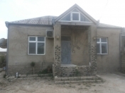 Satılır 3 otaqlı 90 m2 həyət evi Binə