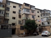 Satılır 2 otaqlı 48 m2 köhnə tikili Dövlət Statistika Komitəsi