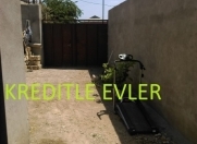 Satılır 4 otaqlı 140 m2 həyət evi Binəqədi r.