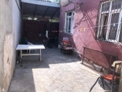 Satılır 4 otaqlı 120 m2 həyət evi Keşlə bazarı