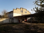 Satılır 9 otaqlı 500 m2 həyət evi Salyan