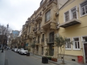 Satılır 3 otaqlı 160 m2 obyekt 28 May m.