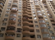 Satılır 5 otaqlı 131 m2 yeni tikili İnşaatçılar m.