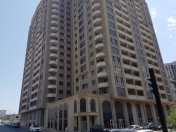 Satılır 2 otaqlı 100 m2 yeni tikili Səməd Vurğun parkı