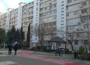 Satılır 5 otaqlı 120 m2 köhnə tikili Ayna Sultanova heykəli