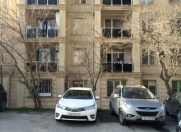 Satılır 3 otaqlı 80 m2 köhnə tikili Tibb Universiteti