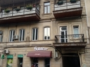 Satılır 4 otaqlı 210 m2 obyekt Elmlər Akademiyası m.