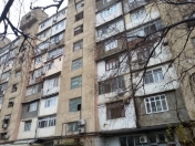 Satılır 2 otaqlı 75 m2 köhnə tikili Əhmədli