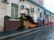 Satılır 3 otaqlı 100 m2 obyekt Sahil m.