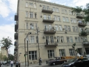 İcarəyə verilir 1 otaqlı 50 m2 köhnə tikili Nəriman Nərimanov m.