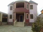 Satılır 5 otaqlı 260 m2 bağ evi Buzovna