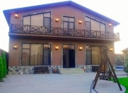 Satılır 4 otaqlı 240 m2 bağ evi Mərdəkan