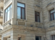 Satılır 1 otaqlı 190 m2 obyekt Sahil m.