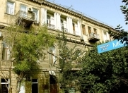 İcarəyə verilir 2 otaqlı 56 m2 köhnə tikili Axundov bağı