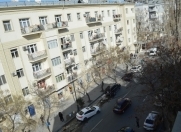 İcarəyə verilir 5 otaqlı 230 m2 ofis Sahil m.