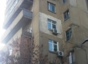 Satılır 2 otaqlı 55 m2 köhnə tikili Yasamal r.