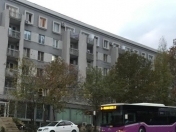 Satılır 4 otaqlı 90 m2 köhnə tikili Yasamal r.