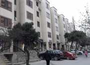 Satılır 2 otaqlı 50 m2 köhnə tikili Yasamal r.