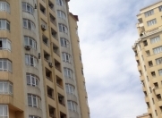 Satılır 2 otaqlı 90 m2 yeni tikili Azərbaycan Dillər Universiteti