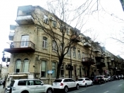 İcarəyə verilir 8 otaqlı 270 m2 ofis İçəri Şəhər m.