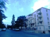 Satılır 1 otaqlı 40 m2 köhnə tikili İnşaatçılar m.