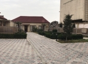 Satılır 12 otaqlı 700 m2 obyekt İnşaatçılar m.