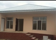 Satılır 3 otaqlı 90 m2 həyət evi Azneft meydanı