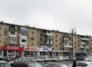 Satılır 1 otaqlı 35 m2 köhnə tikili İnşaatçılar m.