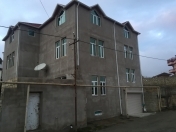 İcarəyə verilir 5 otaqlı 400 m2 həyət evi Badamdar