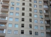 İcarəyə verilir 3 otaqlı 130 m2 yeni tikili Tibb Universiteti