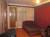 İcarəyə verilir 1 otaqlı 32 m2 köhnə tikili Zərifə Əliyeva adına park