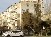Satılır 3 otaqlı 65 m2 köhnə tikili İnşaatçılar m.