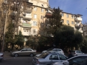 Satılır 2 otaqlı 55 m2 köhnə tikili Nizami m.