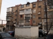 Satılır 3 otaqlı 67 m2 köhnə tikili Sevinc k/t