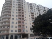 Satılır 2 otaqlı 70 m2 köhnə tikili Ayna Sultanova heykəli