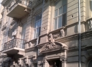 İcarəyə verilir 2 otaqlı 70 m2 ofis Fəvvarələr meydanı