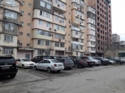 Satılır 3 otaqlı 80 m2 köhnə tikili Elmlər Akademiyası m.