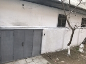 İcarəyə verilir 4 otaqlı 240 m2 həyət evi 28 May m.