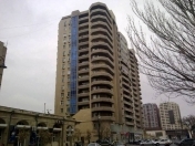 İcarəyə verilir 3 otaqlı 156 m2 yeni tikili Səməd Vurğun parkı