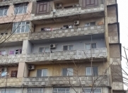 Satılır 4 otaqlı 105 m2 köhnə tikili Lider telekanalı