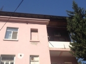 Satılır 3 otaqlı 78 m2 köhnə tikili Yasamal r.