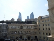 İcarəyə verilir 3 otaqlı 80 m2 köhnə tikili Azneft meydanı