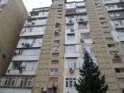 Satılır 3 otaqlı 75 m2 köhnə tikili Yasamal r.