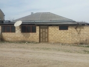 Satılır 2 otaqlı 100 m2 həyət evi Quba