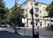 İcarəyə verilir 4 otaqlı 130 m2 ofis İçəri Şəhər m.