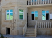 Satılır 6 otaqlı 265 m2 həyət evi Qaraçuxur