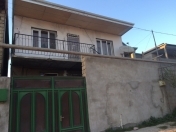 Satılır 5 otaqlı 150 m2 həyət evi Qaraçuxur