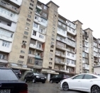 Satılır 2 otaqlı 35 m2 köhnə tikili Yasamal r.