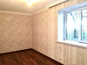 Satılır 2 otaqlı 45 m2 köhnə tikili Dövlət Statistika Komitəsi