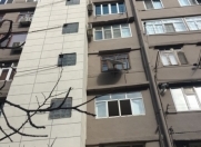 Satılır 3 otaqlı 80 m2 köhnə tikili Yasamal r.